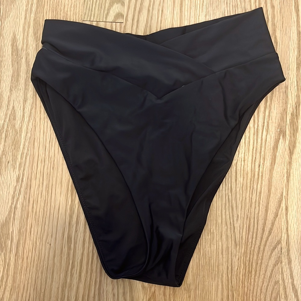 Aerie cross over high waisted bikini bottom size m